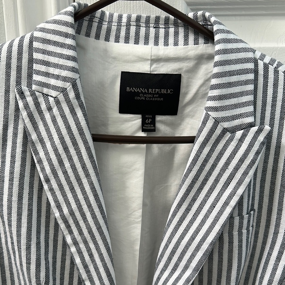 Banana Republic Blue and White Striped Blazer